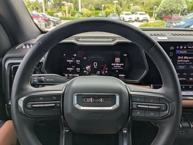 2025 GMC Canyon AT4 - Photo 24