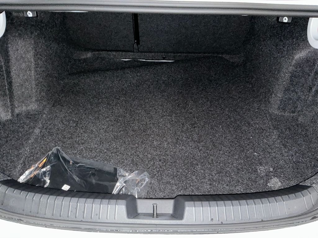 New 2026 White Volkswagen 1.5T SE image 19