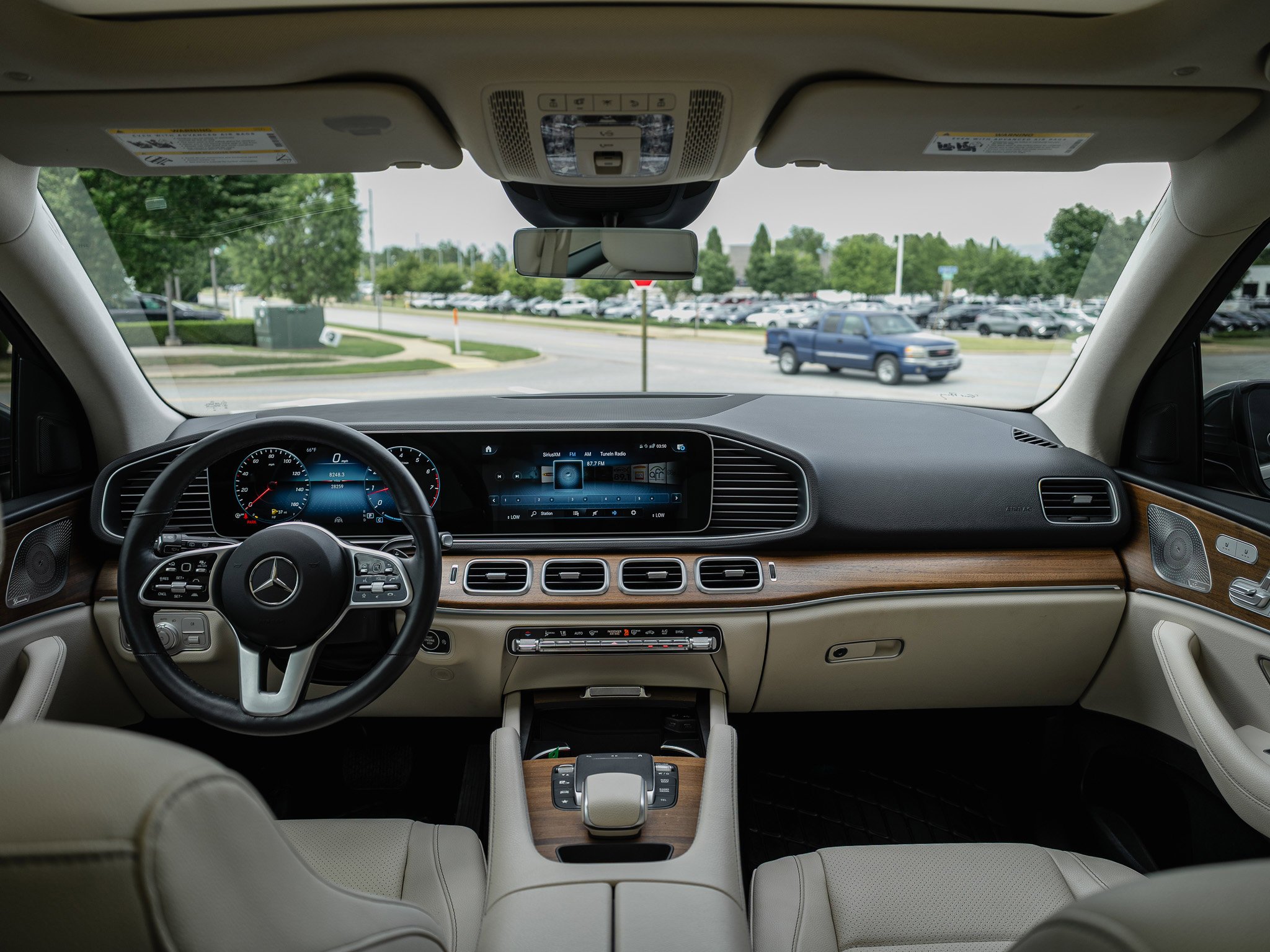 Used 2022 Gray Metallic Mercedes-Benz GLE 350 image 17