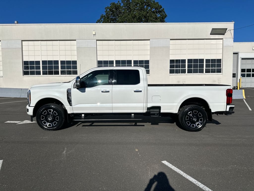 Used 2024 White Ford Platinum image 3