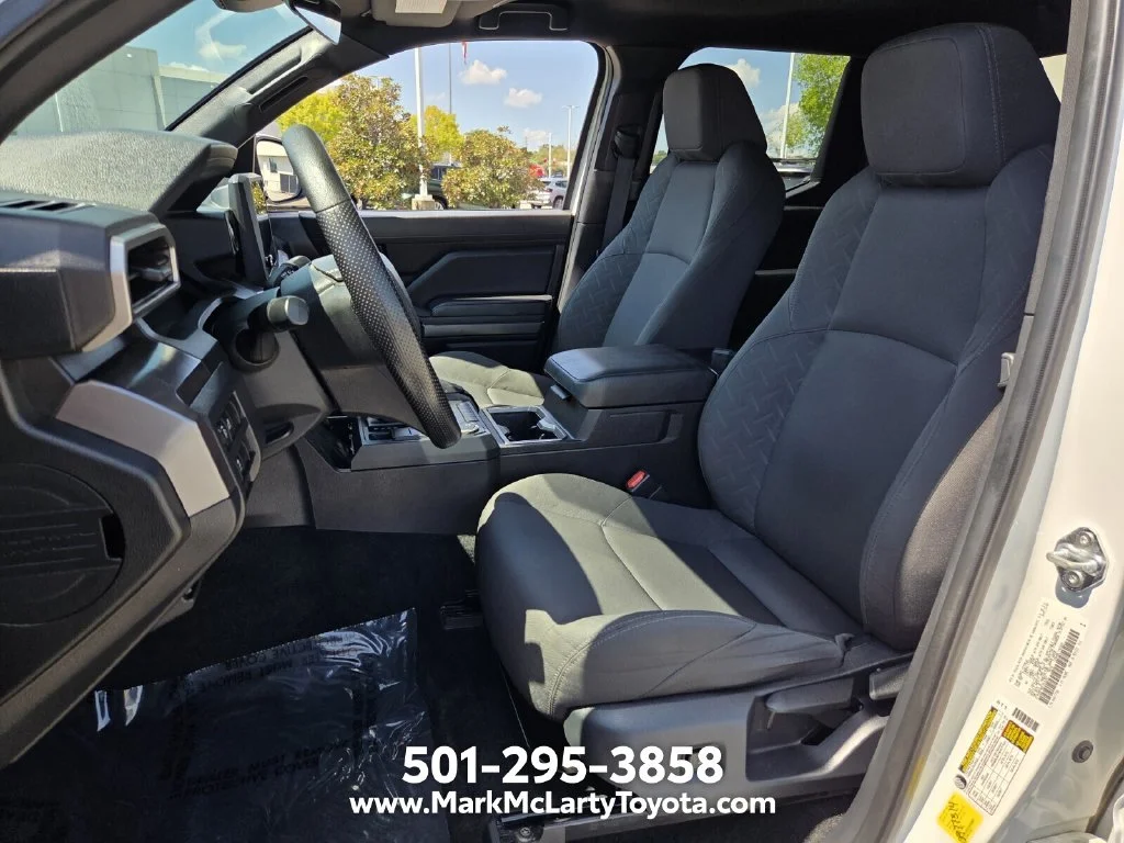 Used 2025 White Toyota SR5 image 9