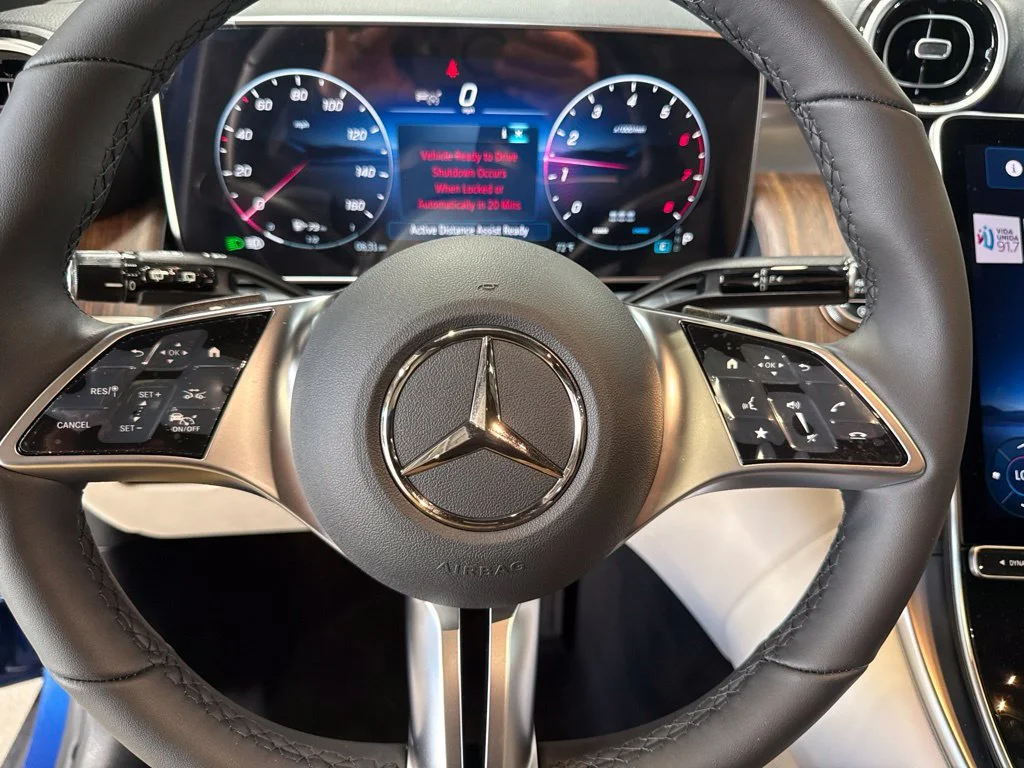 New 2027 Starling Blue Metallic Mercedes-Benz GLC 300 image 29