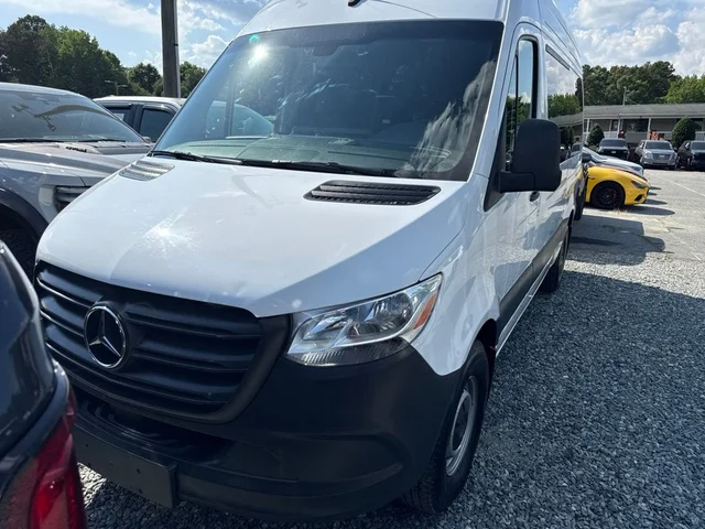 2024 Mercedes-Benz Sprinter 2500 Passenger 144 WB