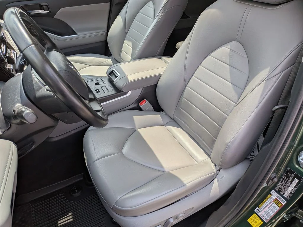 Used 2023 Green Toyota XLE image 13