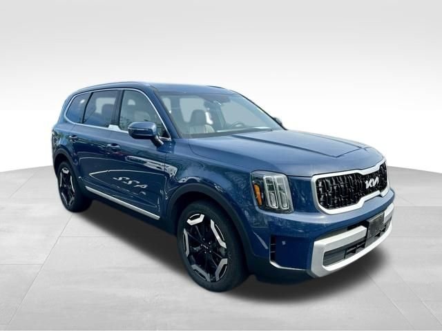 Used 2024 Black Kia EX image 10