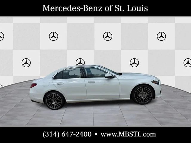 New 2026 MANUFAKTUR Moonlight White Metallic Mercedes-Benz C 300 image 2