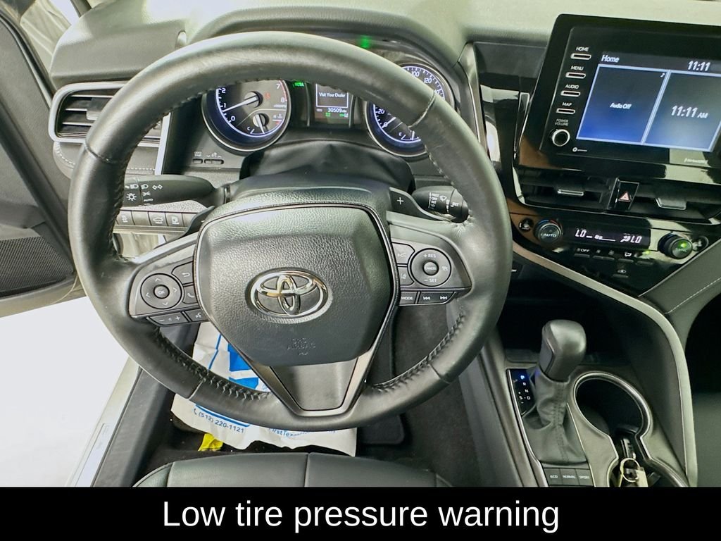 Used 2024 Ice Toyota SE image 12