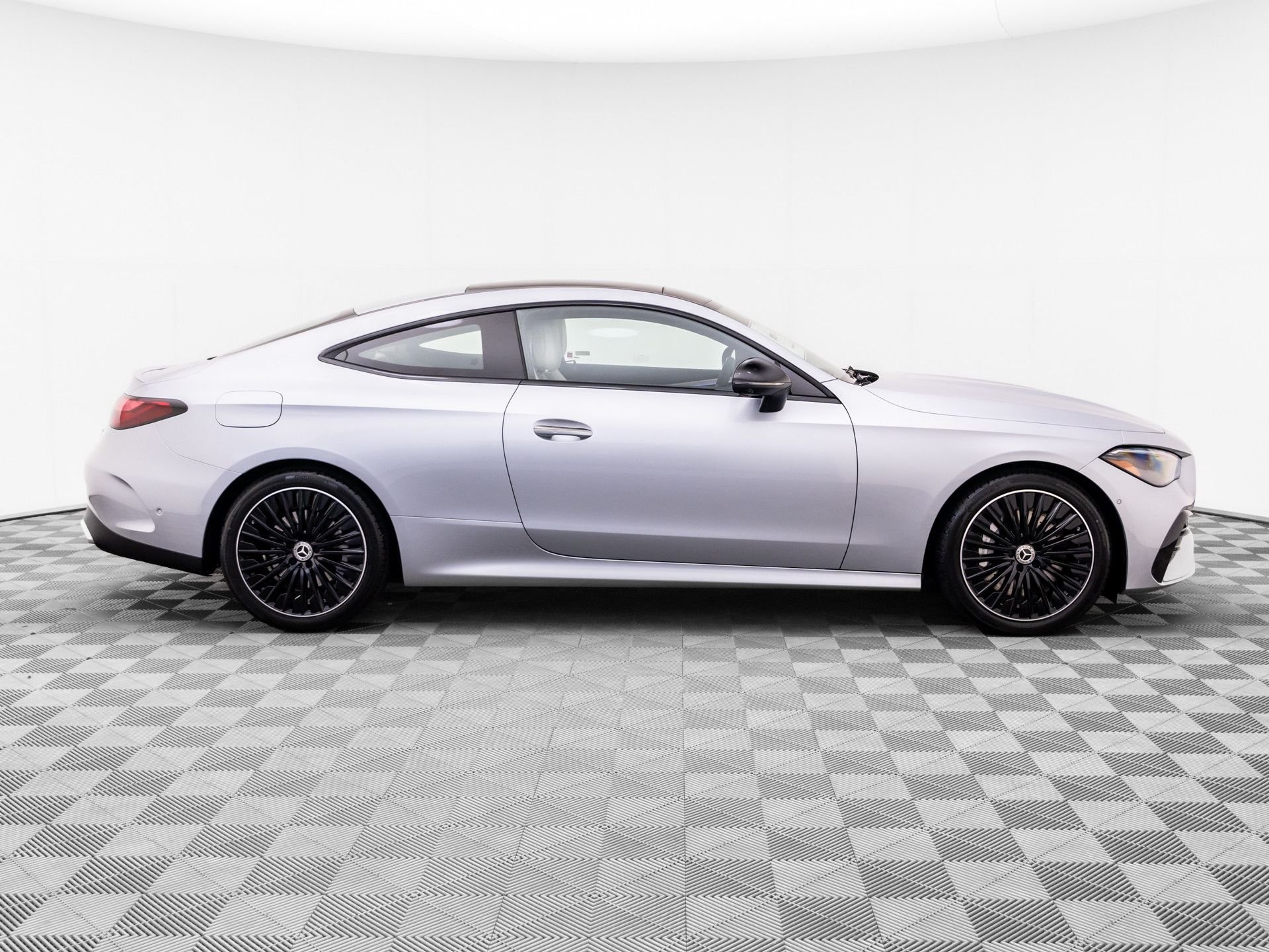 New 2027 Cirrus Silver Metallic Mercedes-Benz CLE 450 image 6