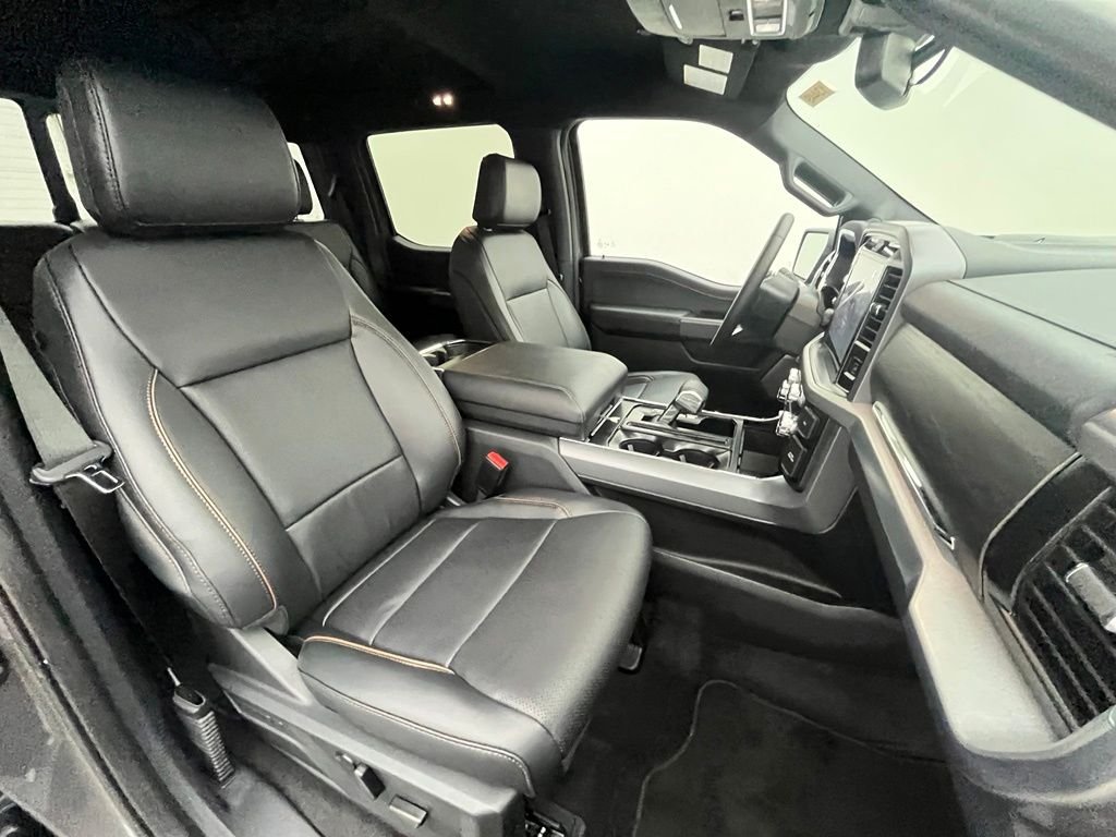 New 2026 Gray Ford Lariat image 33