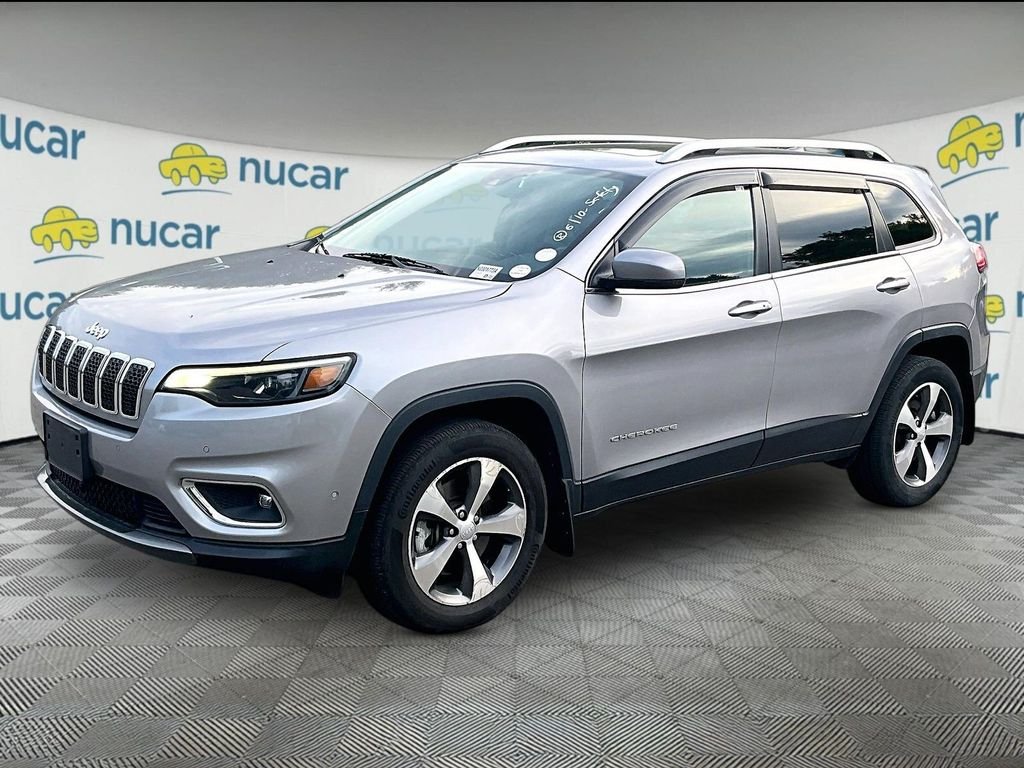 Used 2021 Silver Jeep Limited image 3