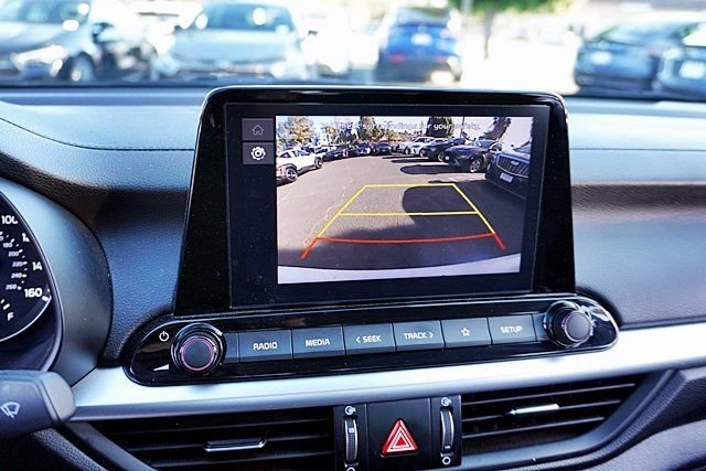 Used 2023 White Kia LX image 20