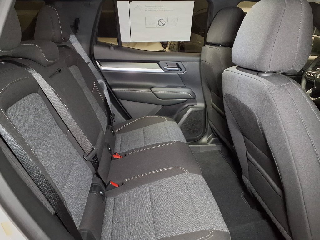 New 2026 Summit White GMC Elevation image 7