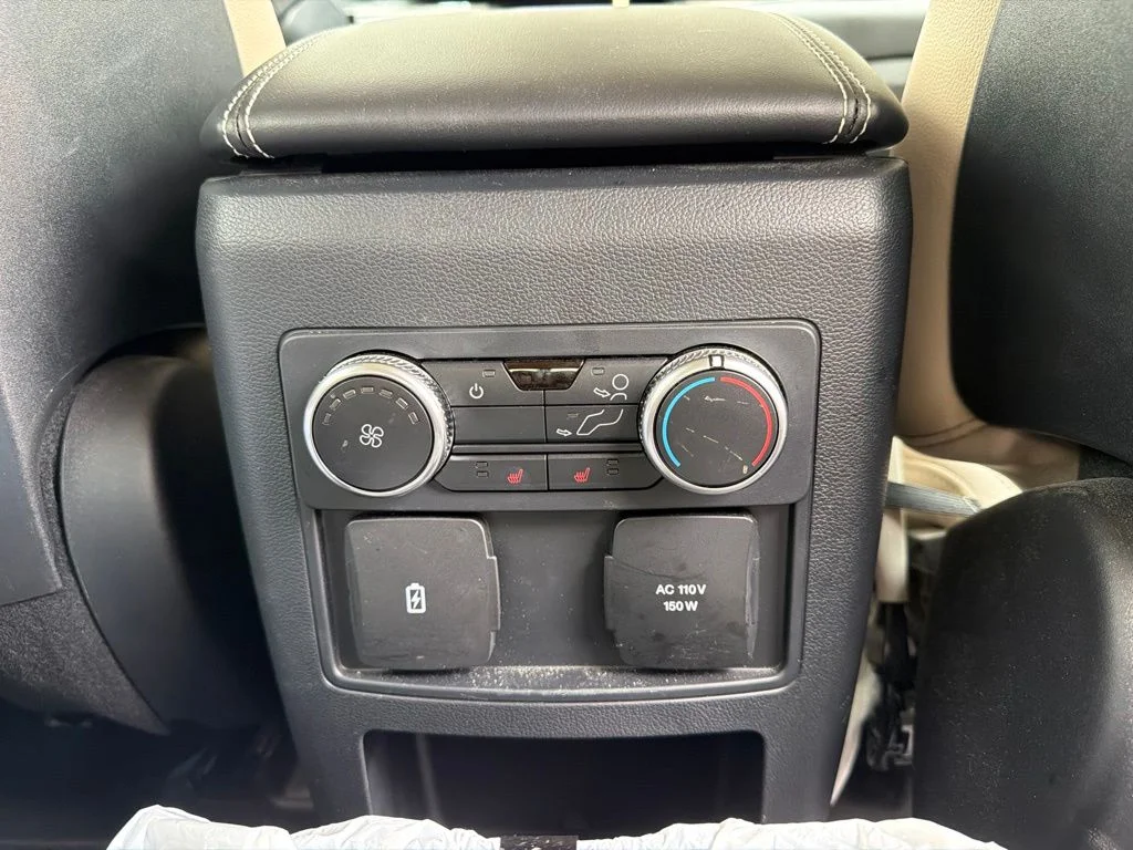 Used 2020 White Ford Limited image 7