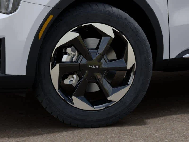 New 2026 Snow White Pearl Kia EX image 9