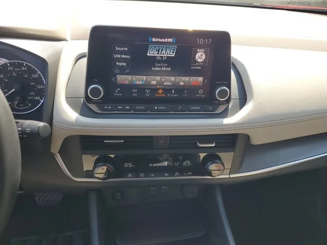 Used 2025 Scarlet Ember T Nissan SV image 15