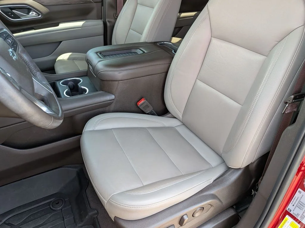 Used 2021 Red Chevrolet Z71 image 27