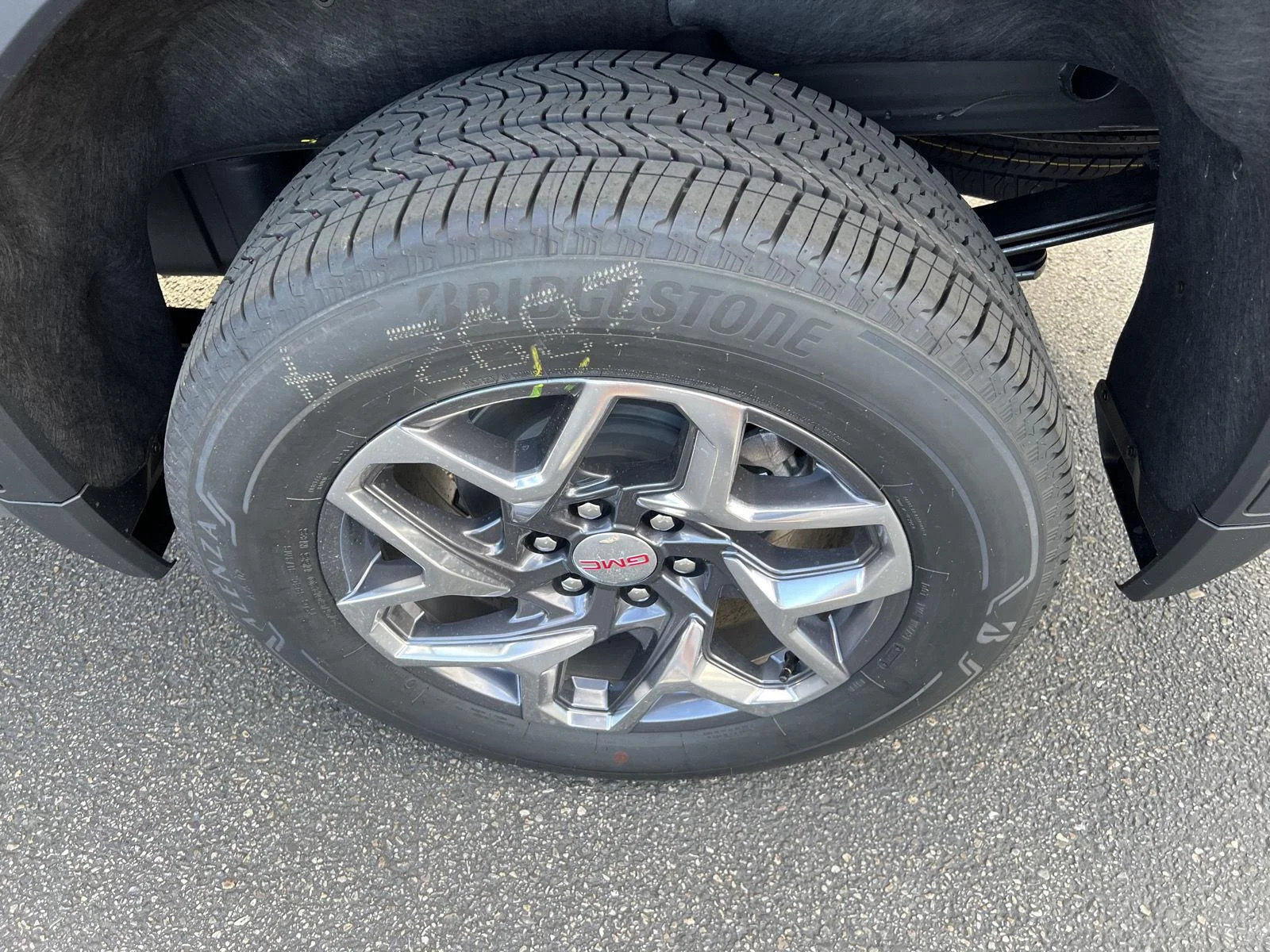 2026 GMC Sierra 1500 SLT - Photo 21