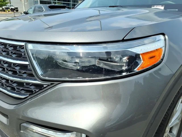 Used 2021 Gray Ford XLT image 3