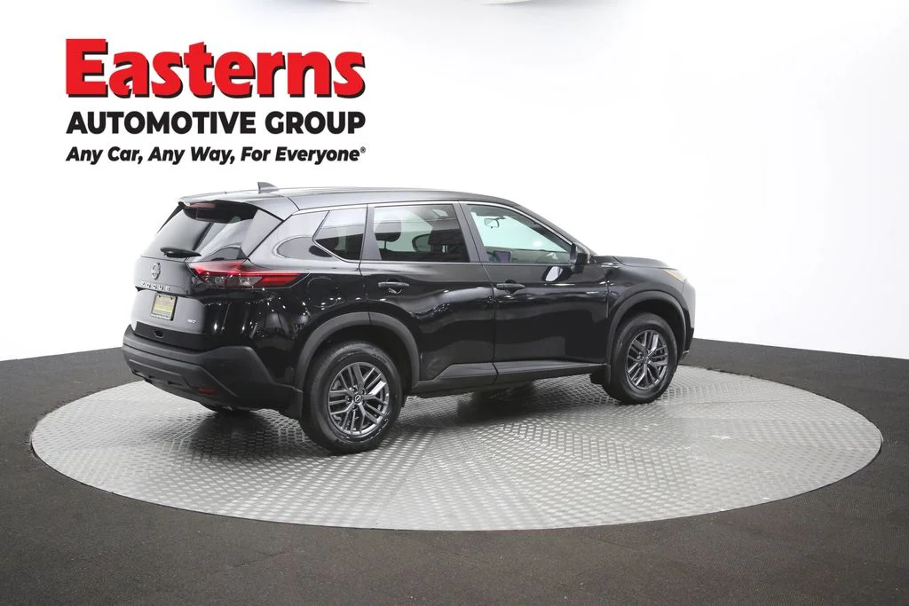 Used 2023 Black Nissan S image 40