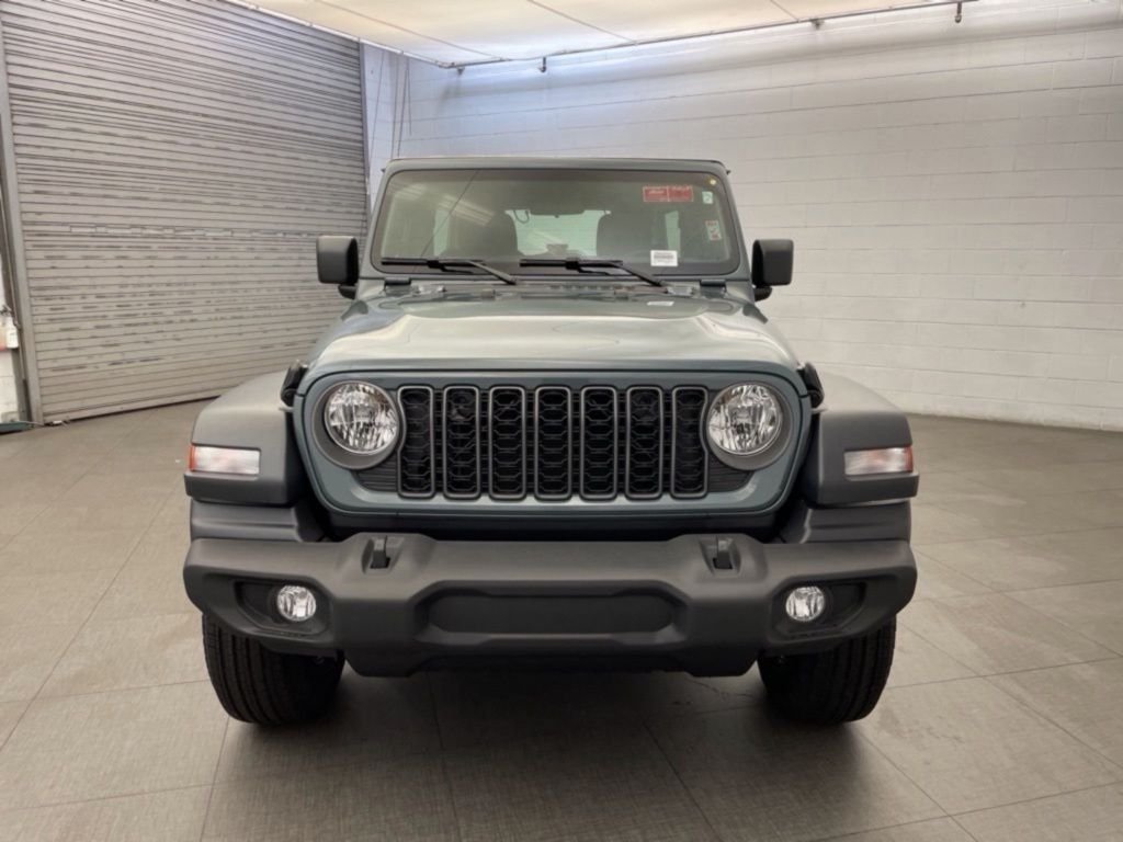 New 2026 Anvil Clear-Coat Exterior Paint Jeep Sport S image 6