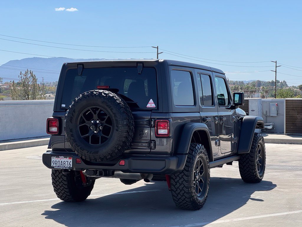 Used 2025 Crystal Metallic Jeep Willys image 32
