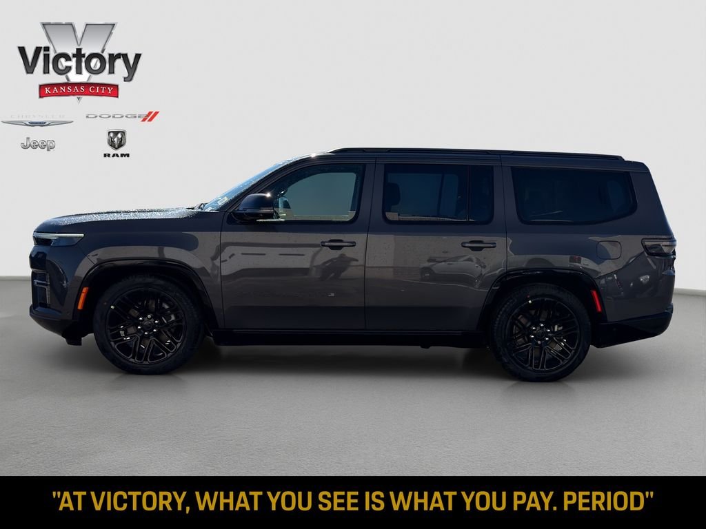 New 2026 Baltic-Gray Metallic Clear-Coat Exterior Paint Jeep Limited Reserve image 4