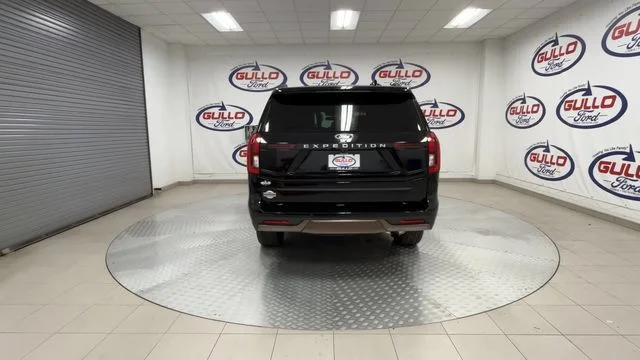 New 2027 Agate Black Metallic Ford King Ranch image 10