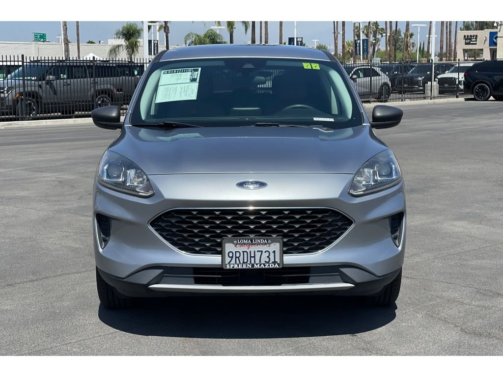Used 2022 ICONIC SILVER Ford SE image 10