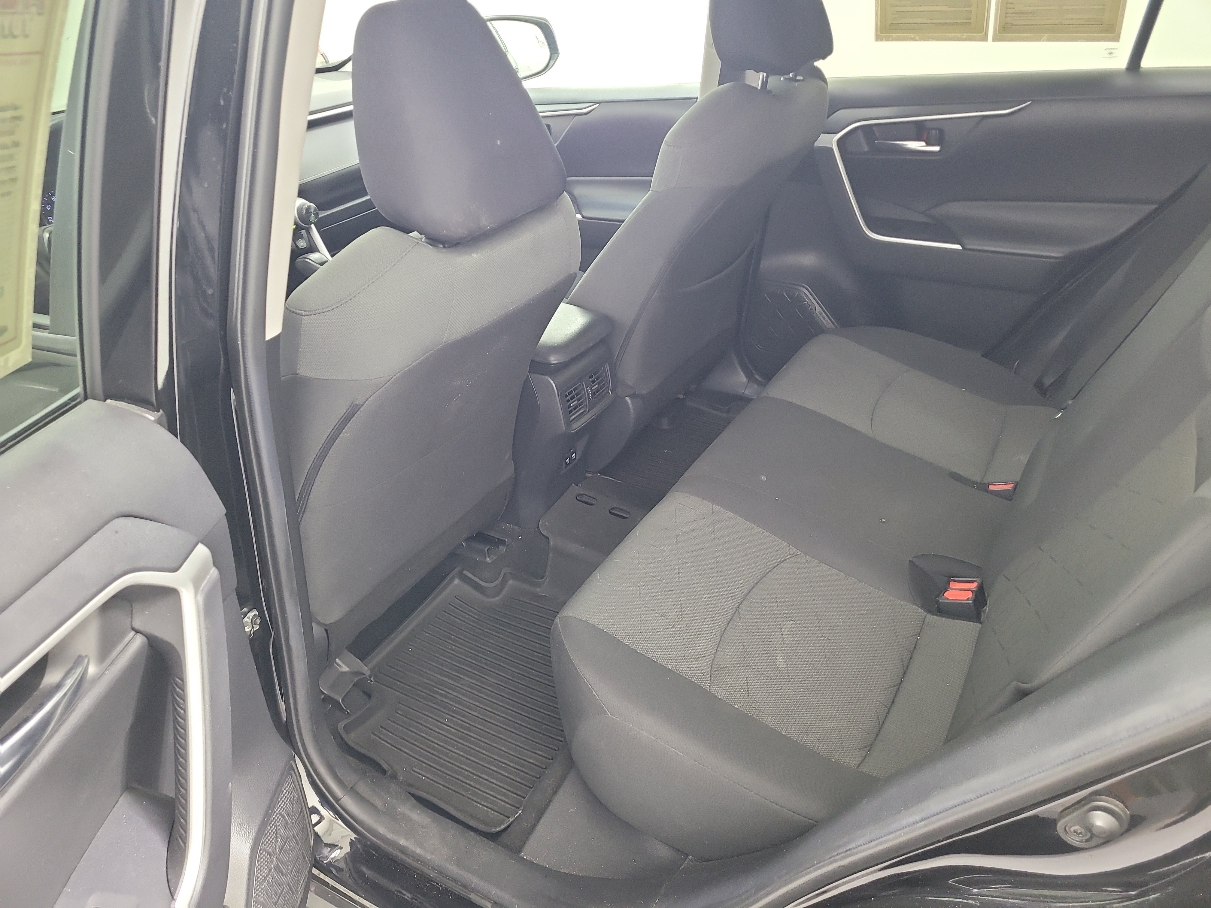 Used 2021 Black Toyota XLE image 9