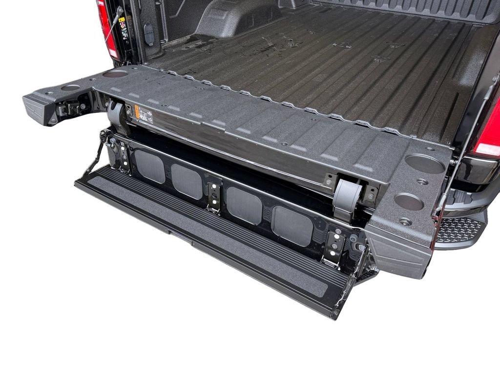 New 2026 Black Chevrolet High Country image 13