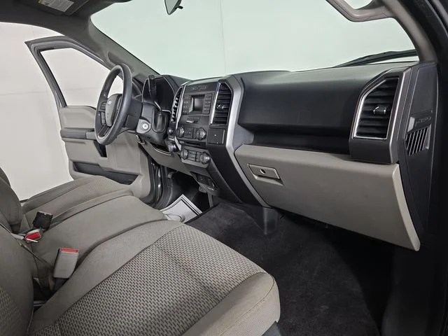 Used 2017 Magnetic Ford XLT image 22
