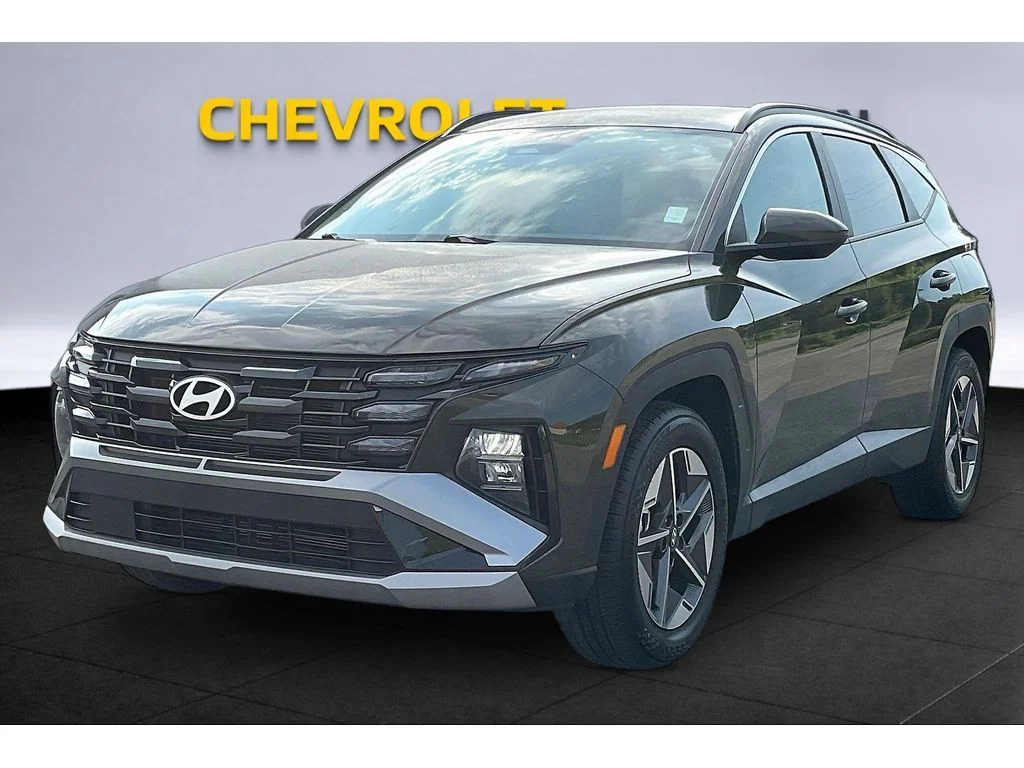 Used 2025 Gray Hyundai SEL image 9