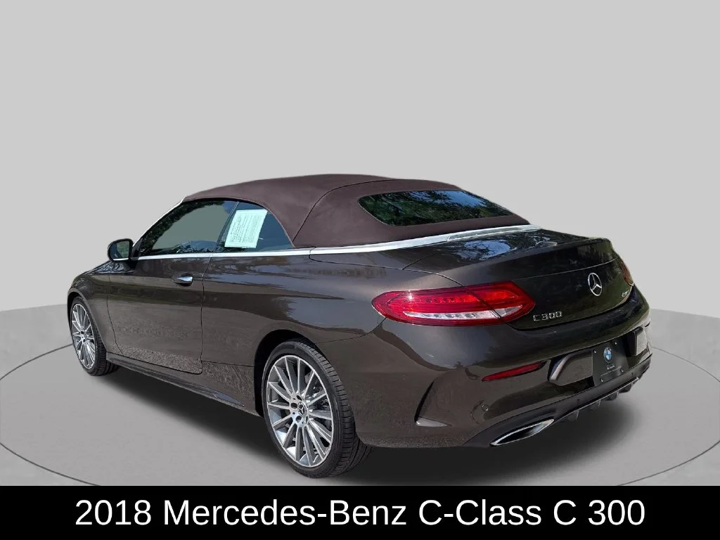Used 2018  Mercedes-Benz C 300 image 3
