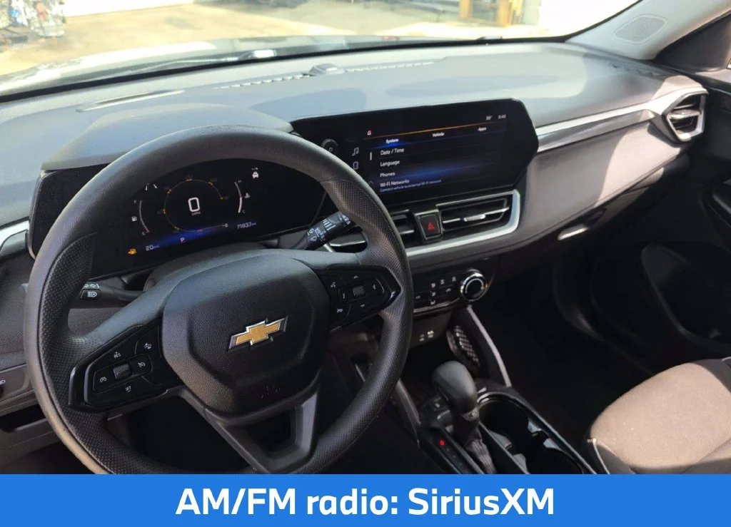 Used 2025 Black Chevrolet LT image 9