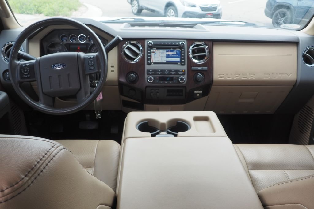 Used 2012 White Ford Lariat image 16