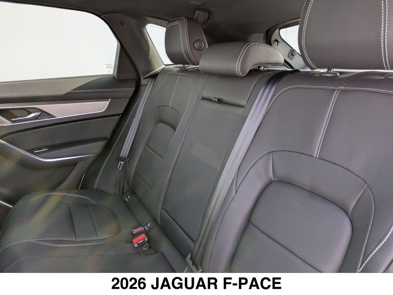 2026 Jaguar F-Pace R-Dynamic S - Photo 12