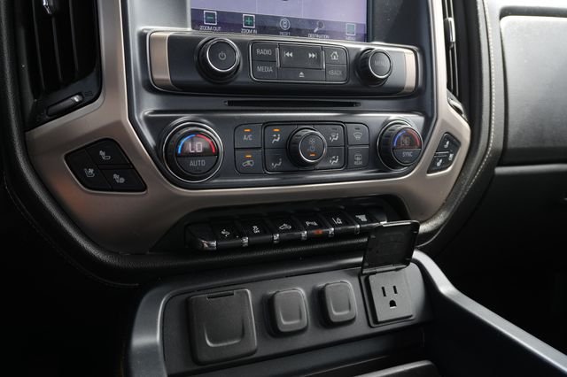 Used 2018 Black GMC Denali image 11