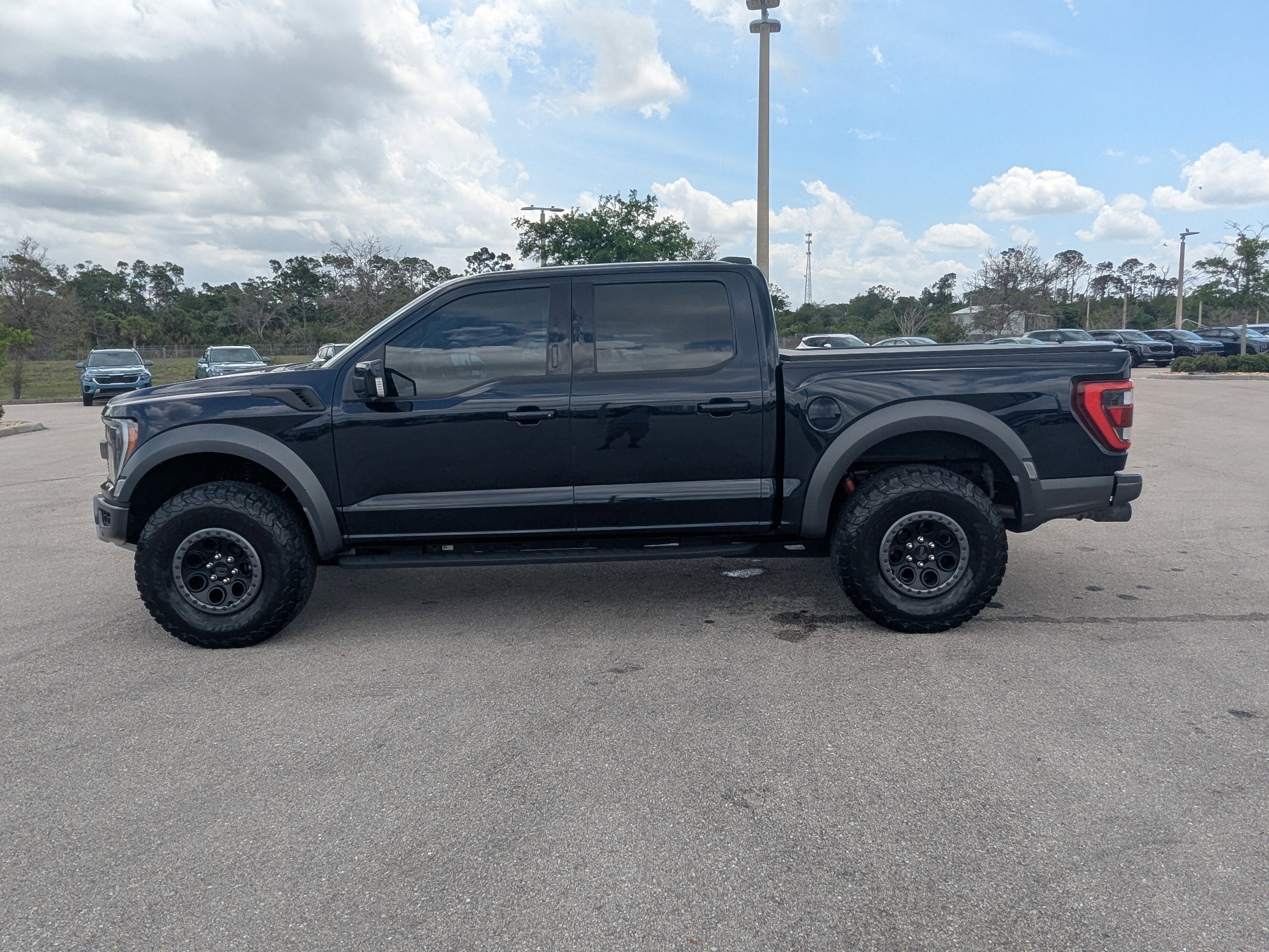 Used 2021 Antimatter Blue Metallic Ford Raptor image 8