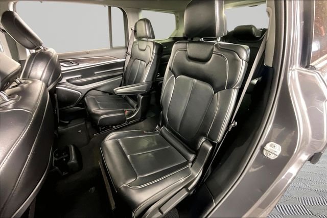 Used 2022 Gray Jeep Limited image 18