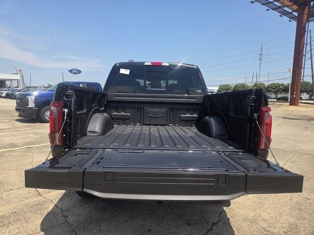 New 2026 Agate Black Metallic Ford Tremor® image 30