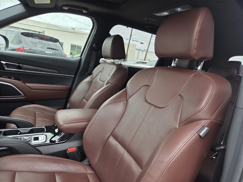Used 2024 Silver Kia EX image 11