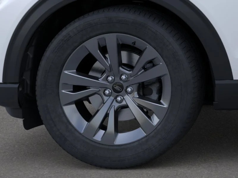 New 2026 Star White Metallic Tri-Coat Ford Active image 42