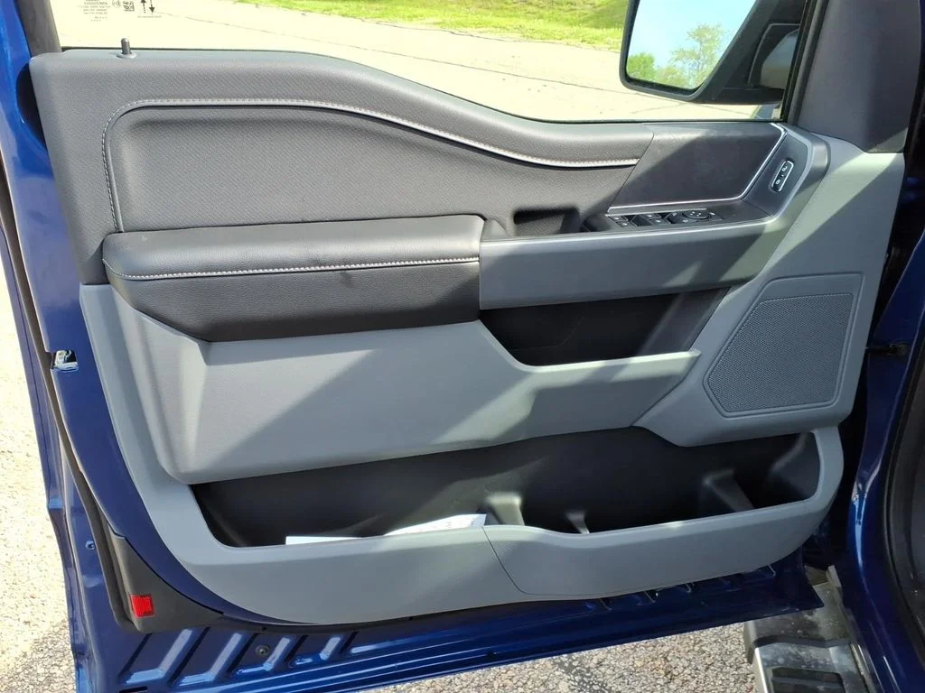New 2026 Argon Blue Metallic Ford XLT image 16