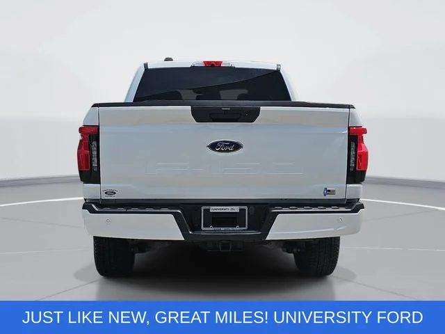 Used 2023 White Ford XLT image 4