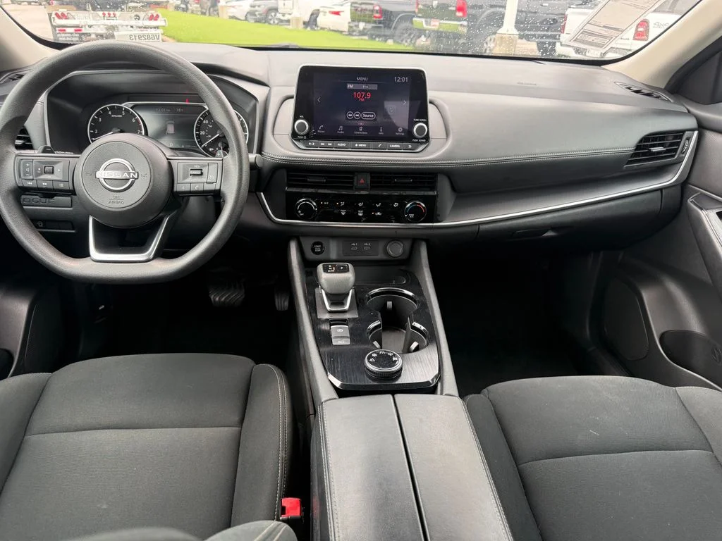 Used 2024 Black Nissan S image 7