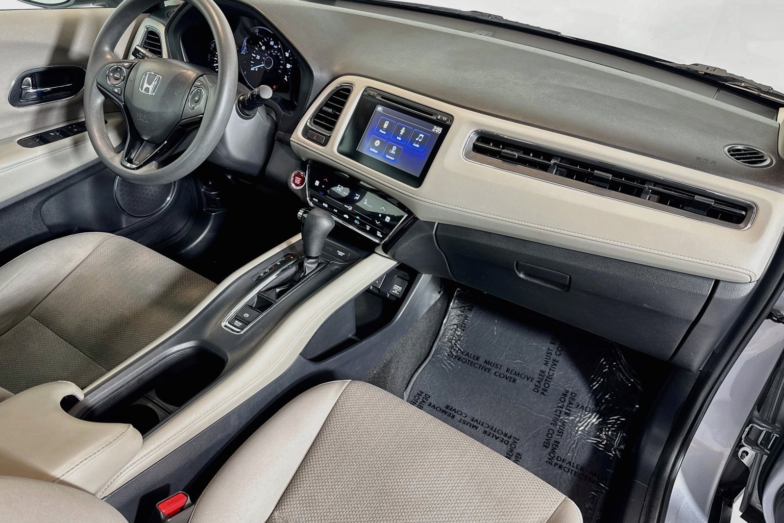 Used 2018 Lunar Silver Metallic Honda EX image 27