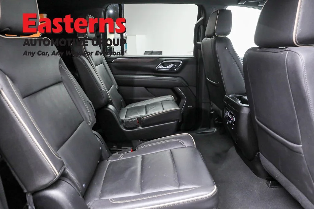 Used 2023 White Chevrolet Premier image 24