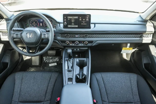 New 2026 Platinum White Pearl Honda LX image 12