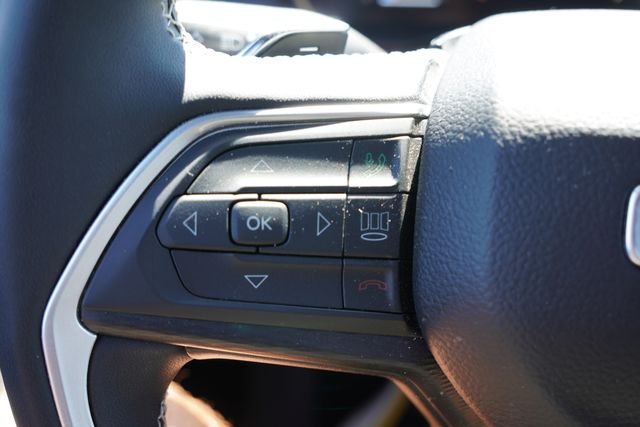 Used 2023 Silver Jeep Altitude X image 32