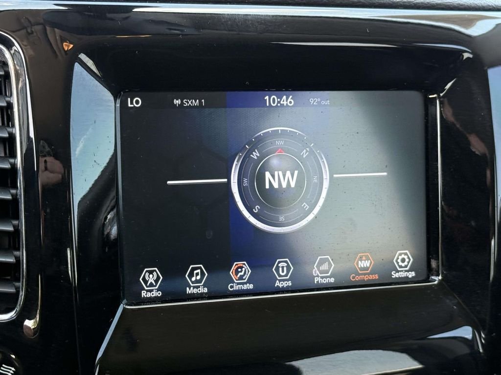 Used 2018 Black Jeep Latitude image 3